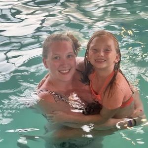 Meet your Posher, Emilee